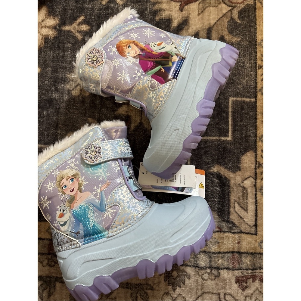 Disney Frozen Toddler Lighted Winter Snowboots size 12